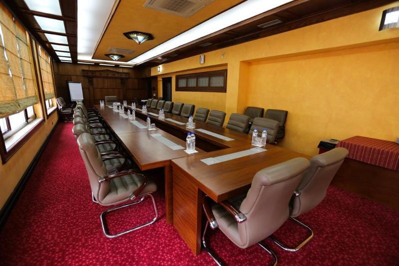 Arber Hotel Tiranë Luaran gambar